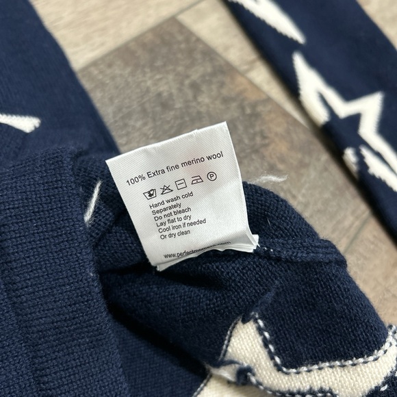 Perfect Moment stardust ski sweater in navy blue - Picture 4 of 5